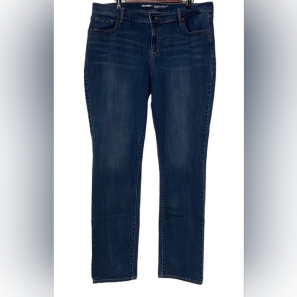 Old Navy Curvy/Profile Mid-Rise Bootcut Jeans